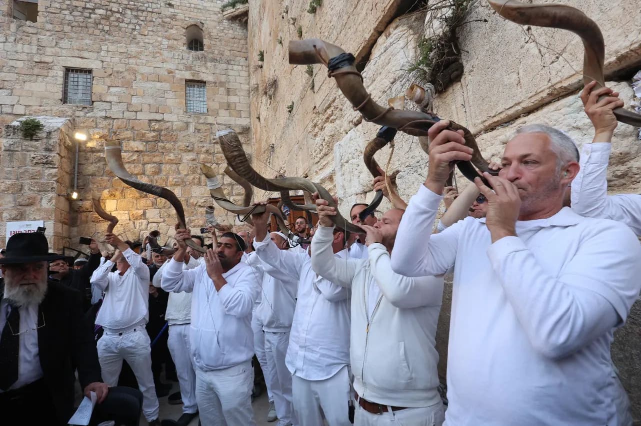 Israel Marks First Rosh Hashanah Since Oct. 7 Without Hostages Remaining in Gaza
